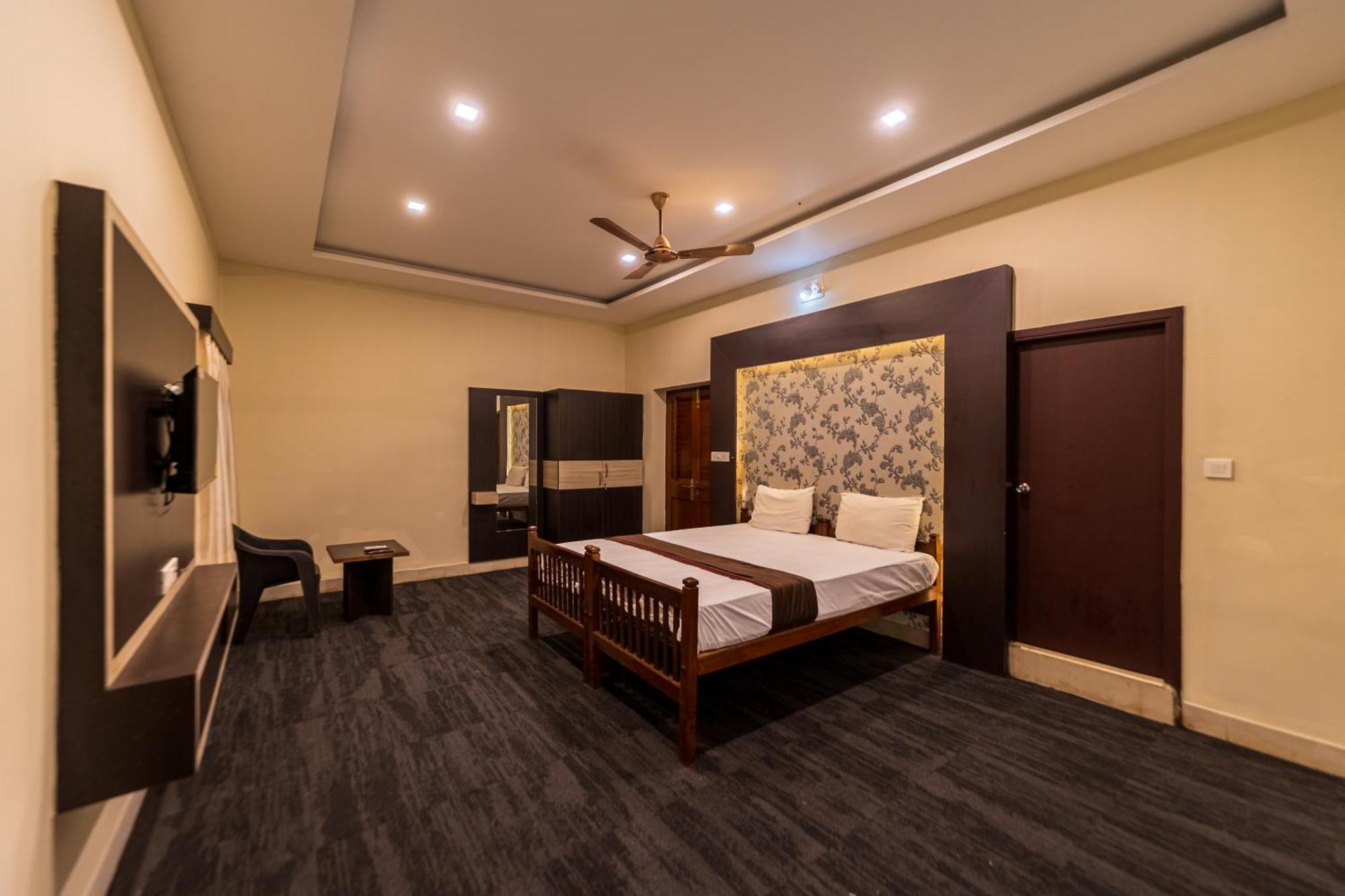 La Courtyard Hotell Pondicherry Exteriör bild
